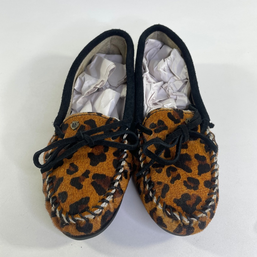 Minnetonka Leopard Calf Hair Moccasins Womens 7.5 Driver Flats 3870 Animal Print - Picture 2 of 7